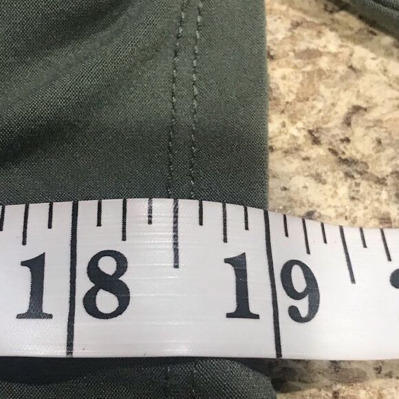 no boundaries size large green scrunched crop top - Picture 9 of 13